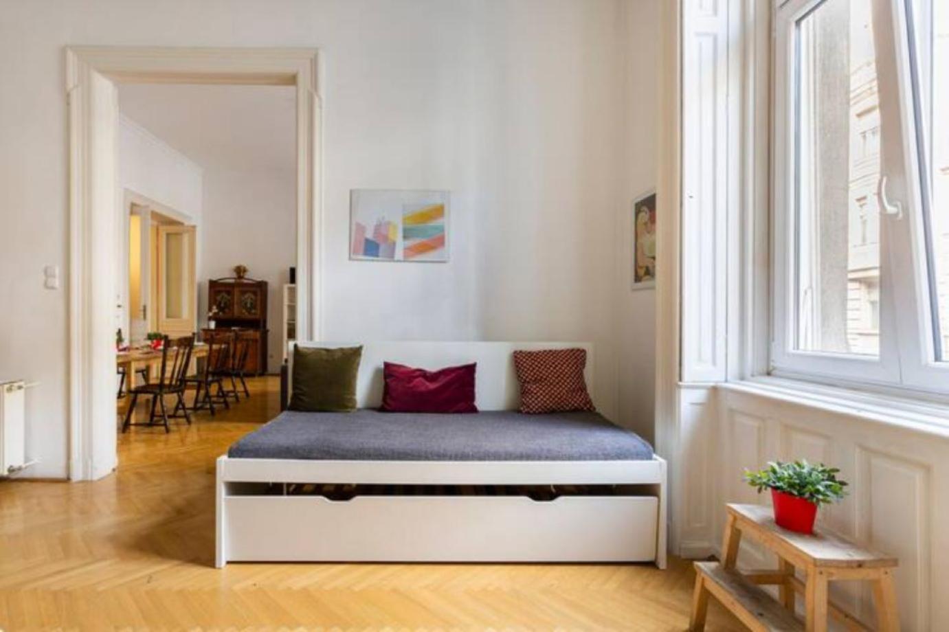 Bourgeois Elegance In The Heart Of Budapest Extérieur photo